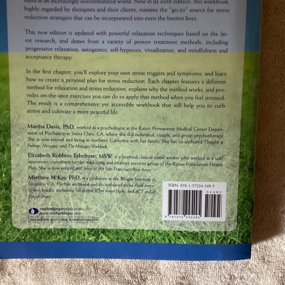 The Relaxation & Stress Reduction Workbook Sixth Edition - Picture 2 of 8